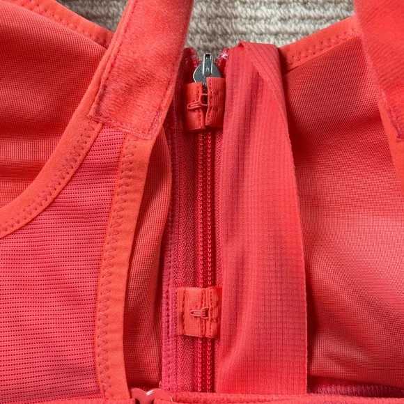 Shefit Ultimate Sports Bra Women Luxe Large Charged Coral High Impact Athleisure - Picture 7 of 16